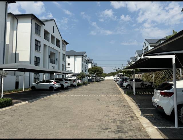 3 BEDROOM APARTMENT RENTED IN BRYANSTON